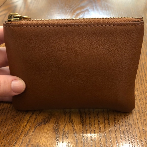 leather pouch wallet